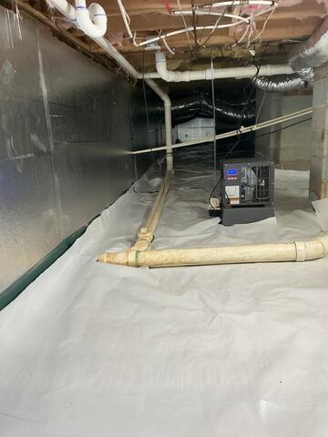 Encapsulated Crawl Space with Integrated Moisture Control System | Greensboro, NC