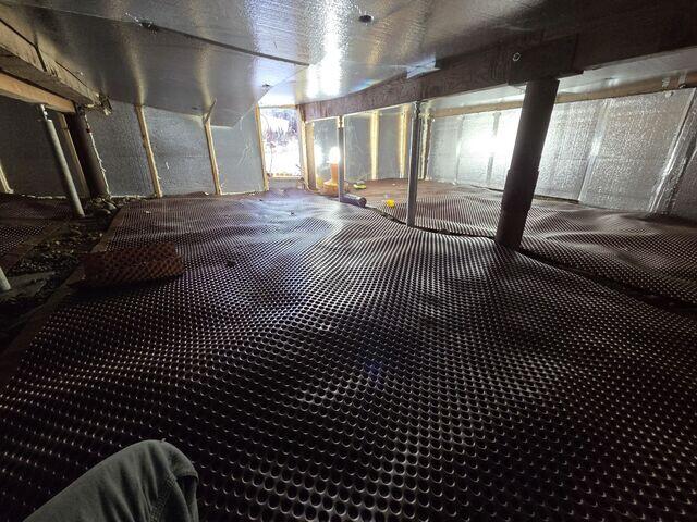 During Installation - SilverGlo©, Drainage Matting
