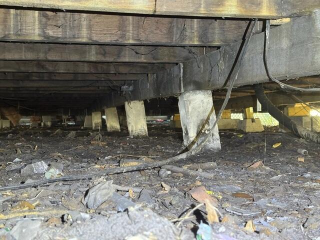 Settling Block Piers