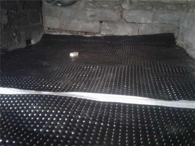 Installing Drainage Matting