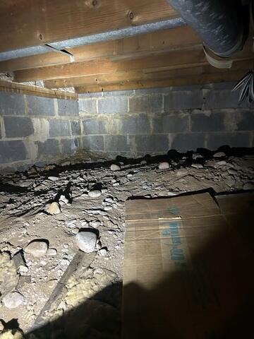 Crawl Space Moisture