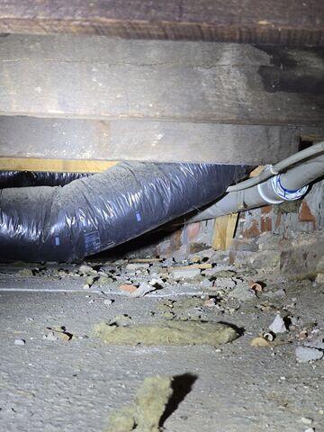 Crawl Space Moisture