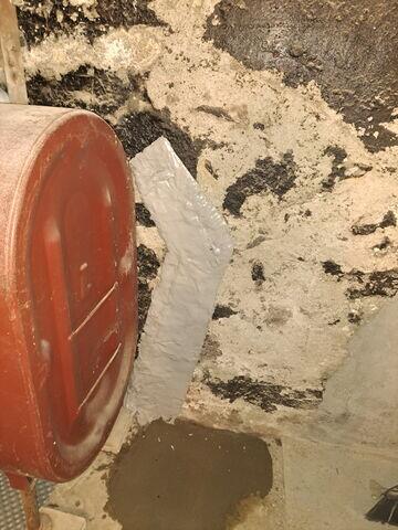 Wall Crack Totally Sealed