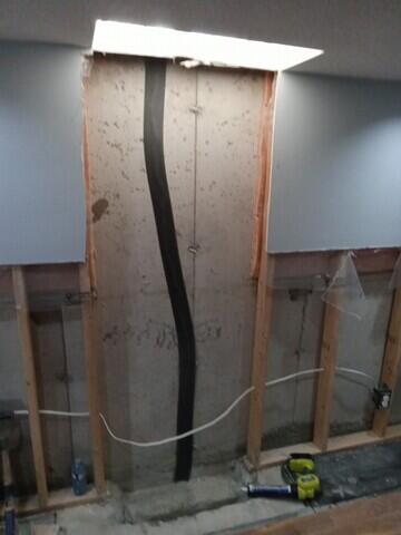 Open cell drainage foam.