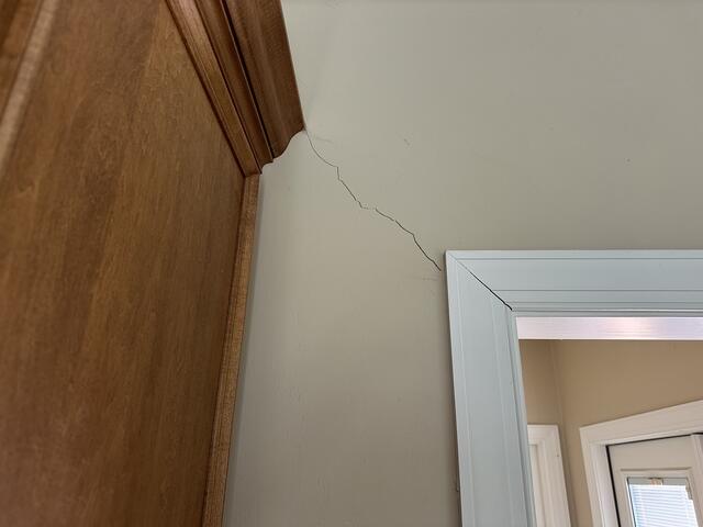 Crawlspace Repair Solves Interior Wall Cracking