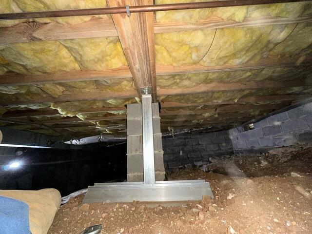 SmartJack Crawl Space Stabilizer