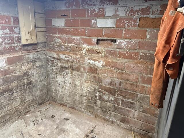 Efflorescence and Water Stains