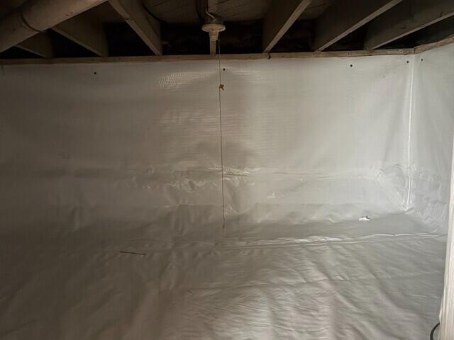 Attached Crawl Space in Covington, KY