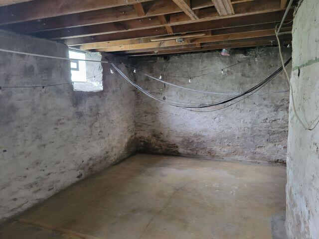 Damp Basement in Fort Thomas, KY