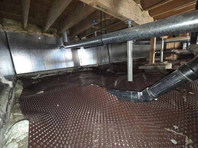 During Installation - SilverGlo, Drainage Matting, SmartJacks