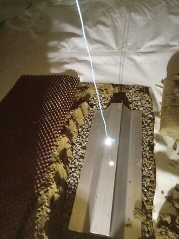 Aluminum base plate.