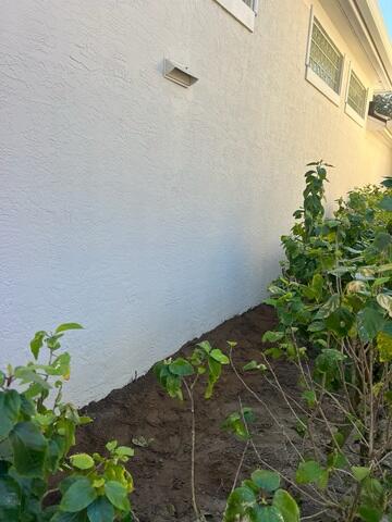 Concealing Push Piers