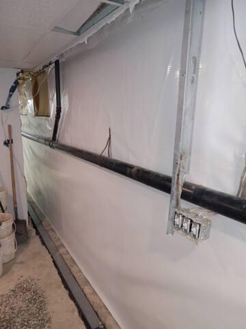 Waterguard and Cleanspace wall