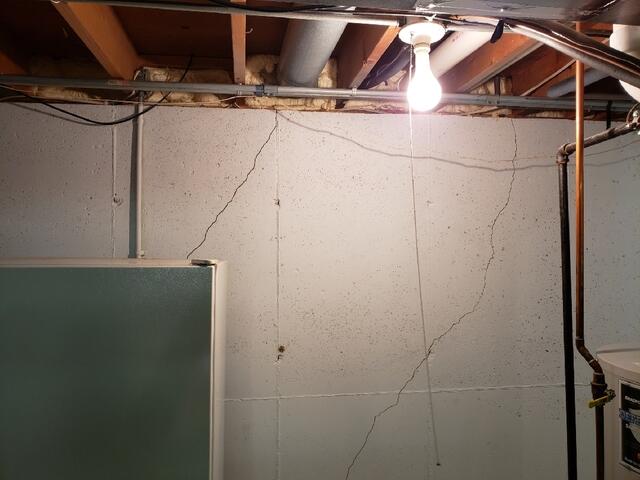 Before Installation - Multiple Wall Cracks