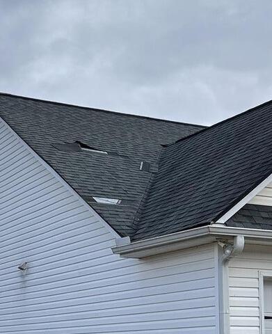 Repairing Missing and Damaged Roof Shingles