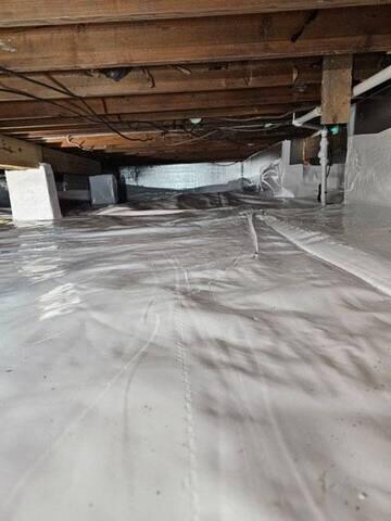 Vapor Barrier To Keep Moisture Out