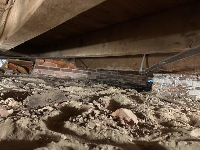 Dirt Crawlspace