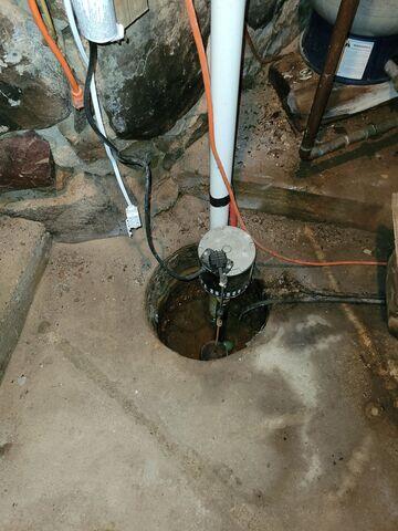 Failing Sump Pump Before Replacement