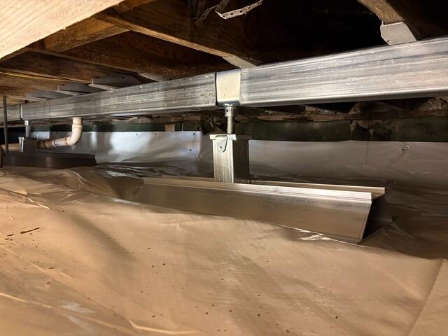 Stabilizing Crawl Space with SmartJack System