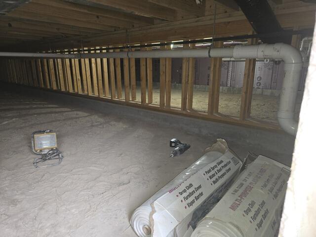 Sub-crawlspace depressurization Left side before