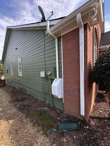 Radon Fan with Housing Cover