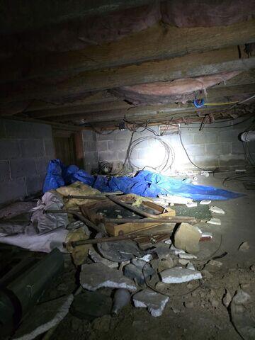 A Wet Crawl Space Needed to be Clean and Dry