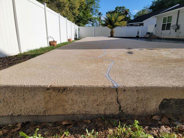Sealing Concrete Cracks