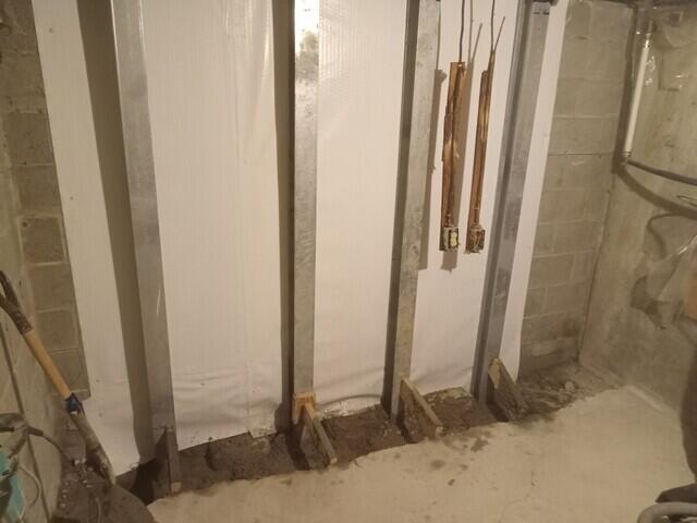 Temporary wood support