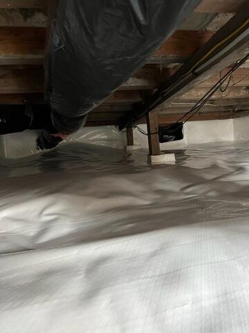 Fully Encapsulated Crawl Space!