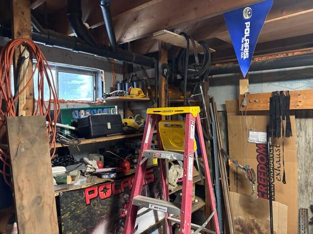 Basement Before Insulation