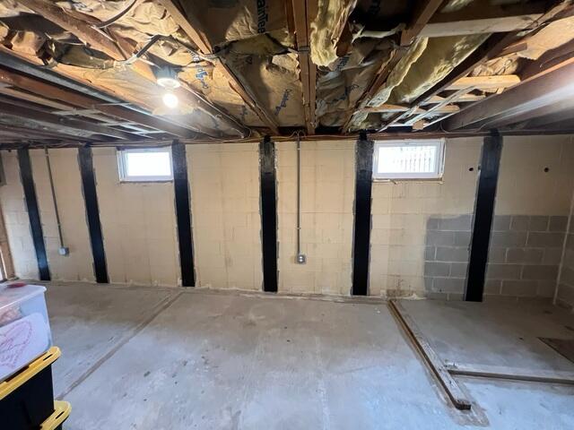 Wall Straps