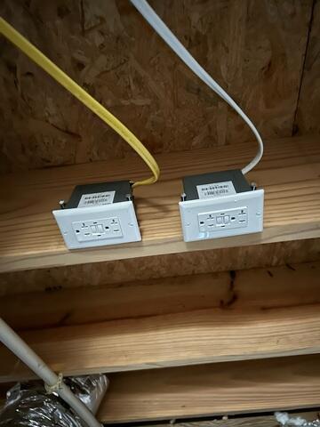 Frontier Electricians