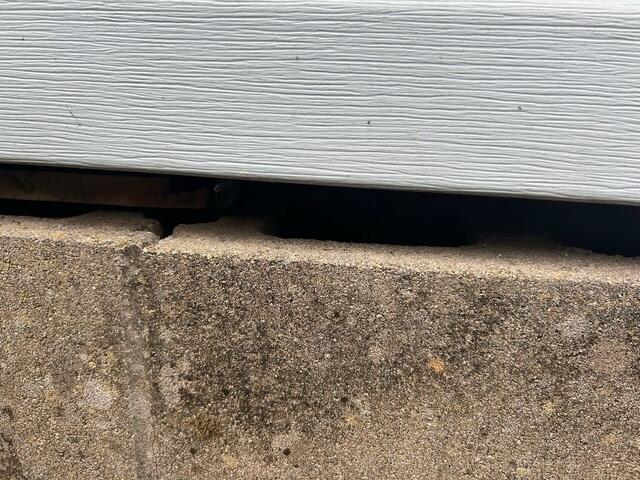 Exterior Inspection: Signs of Settlement