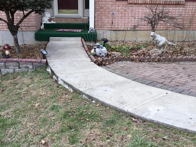 Sidewalk Lifted with PolyLevel