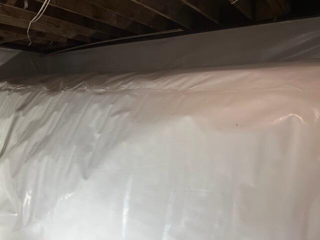 Malibu, CA Crawlspace Encapsulation - Sealed Wall Vapor Barrier Installation