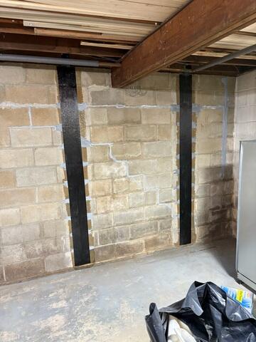 Wall Straps