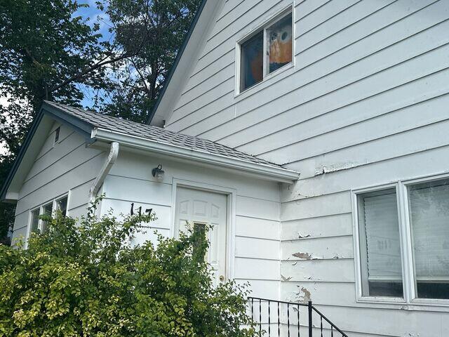 Siding peeling