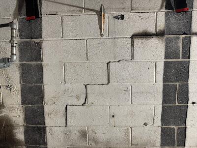 Wall Cracks