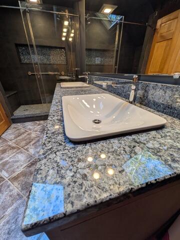 Vanity Top