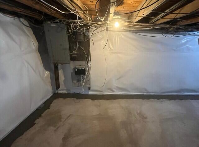 CleanSpace Vapor Barrier & WaterGuard Drainage System