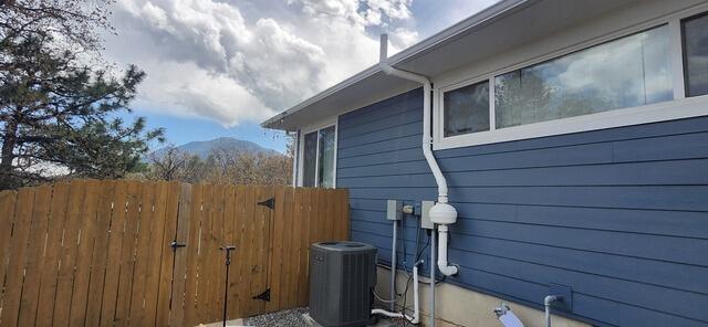 Radon mitigation system