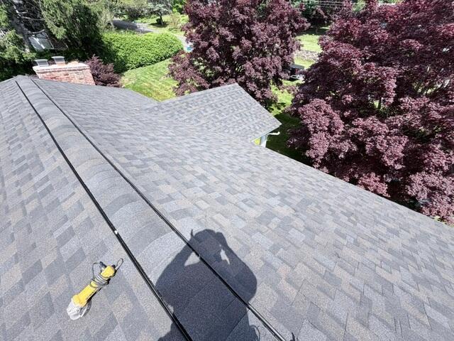 IKO Dynasty Glacier Shingles