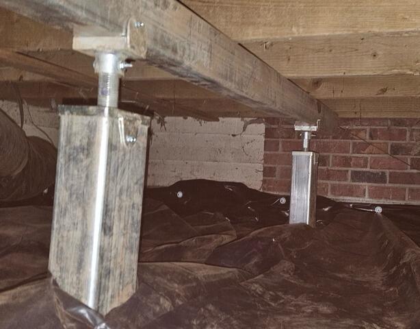 SmartJack Piers Beneath New Steel Beam