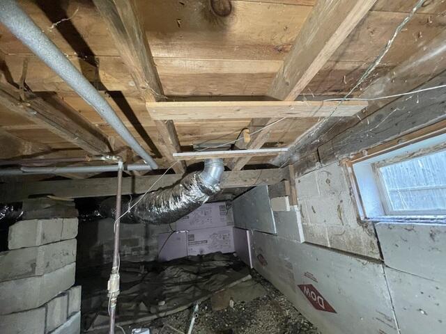 Cold Crawl Space
