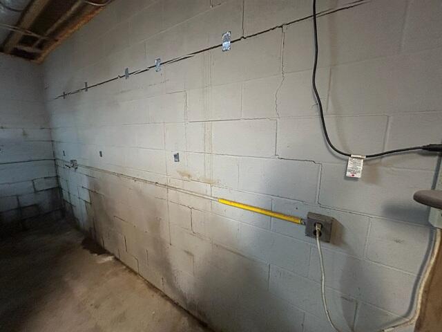 Inward Bowing Walls Causing Cracking