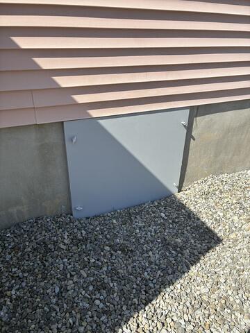 Installed Everlast™ Door