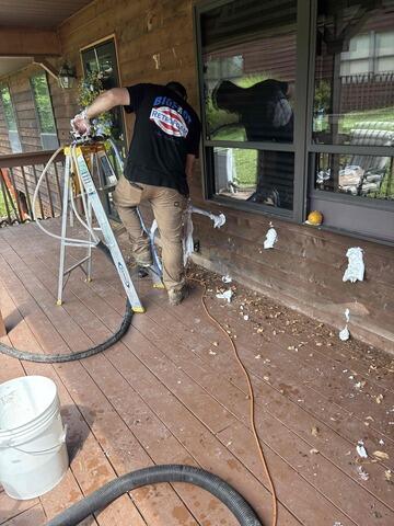 Injection Foam Insulation with Wood Siding
