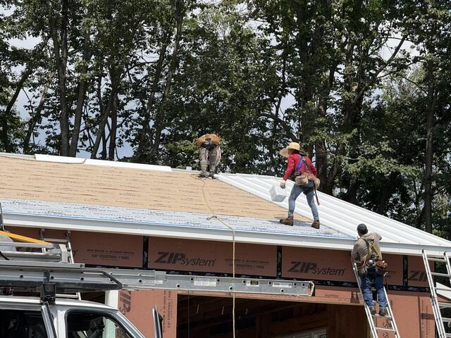 Panels Installed With Safety and Precision