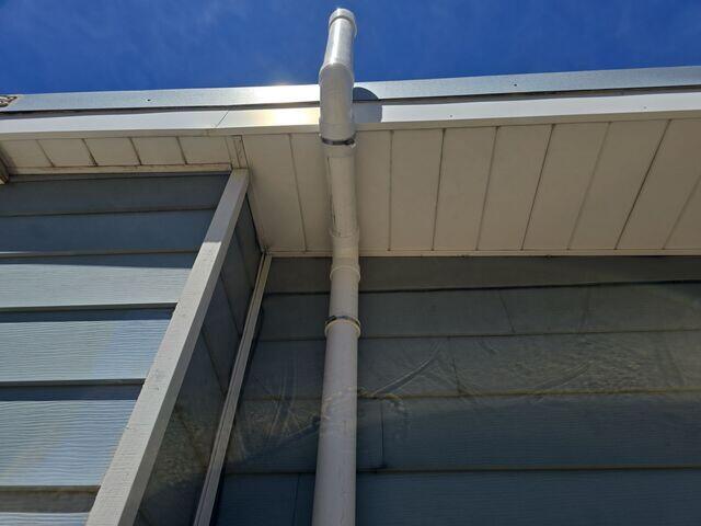 Radon Mitigation System with Roofline Venting