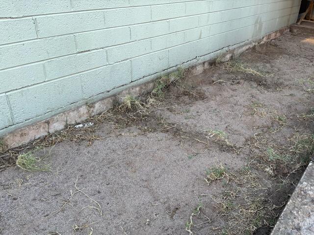 Stem Wall Deterioration Before Repair